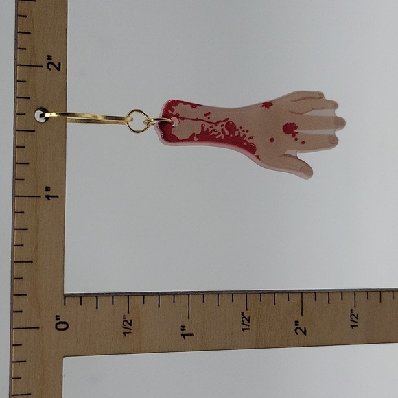 1932- Handmade Halloween Hand Earrings NWT - Picture 5 of 6